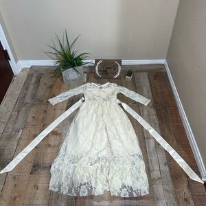 Little girls lace dress 4/5
